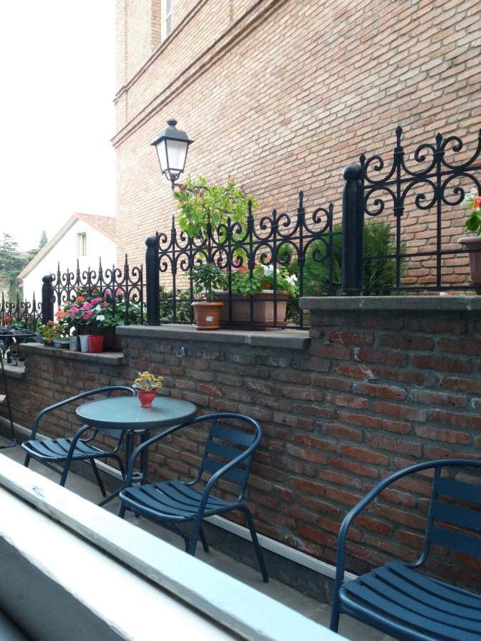 Tbil Home Hostel Tbilisi Zewnętrze zdjęcie