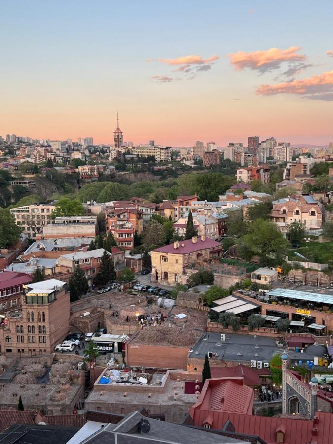 Tbil Home Hostel Tbilisi Zewnętrze zdjęcie